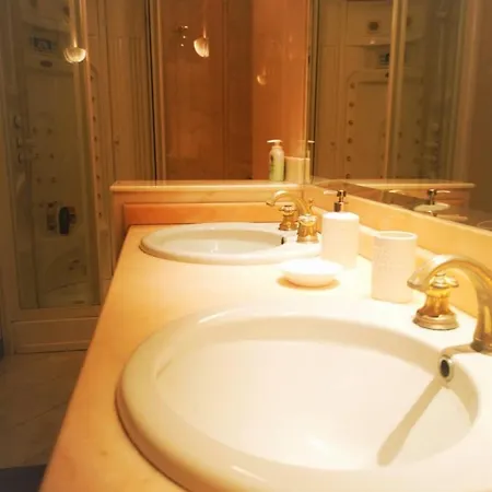 Trevi - Luxury Lägenhet *